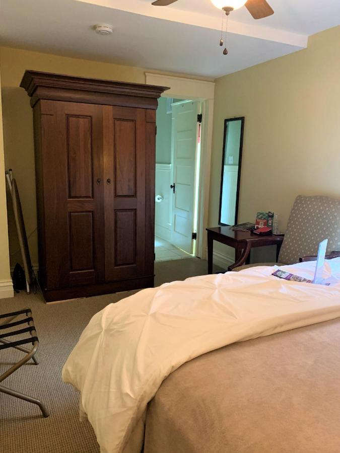 The Red Coat Bed & Breakfast Niagara-on-the-Lake Eksteriør bilde